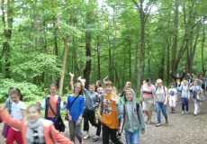 Rajd pieszy szlakiem do Rezerwatu Biesak Białogon