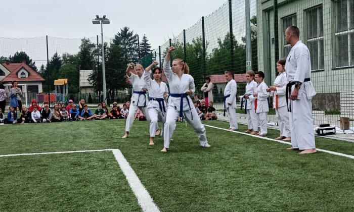 Pokaz karate Klubu Kyokushin Chikara Sekcja SP9