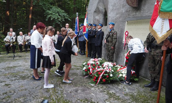 Uroczystość poświęcona pamięci tysiącom Kielczan poległych w latach 1940 – 1944
