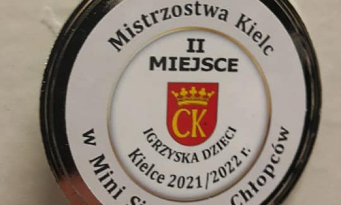 2 miejsce uczniów klas 3,4 i5 w Mistrzostwach Kielc w Mini Siatkówkę Chłopców!