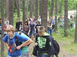 Rajd pieszy szlakiem do Rezerwatu Biesak Białogon